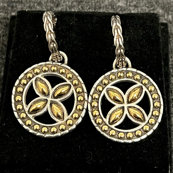 JOHN HARDY
Sterling and gold Batu Kawung Flower Drop Earrings - Picture 5 of 5